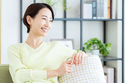 笑顔の女性のイメージ